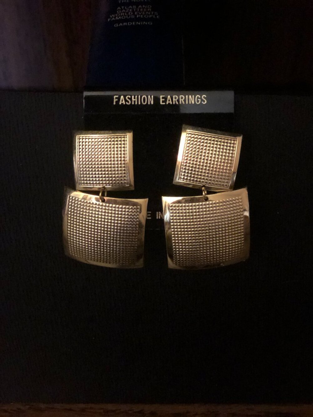 1980s Large Square Dangle Gold-tone Fashion Earrings